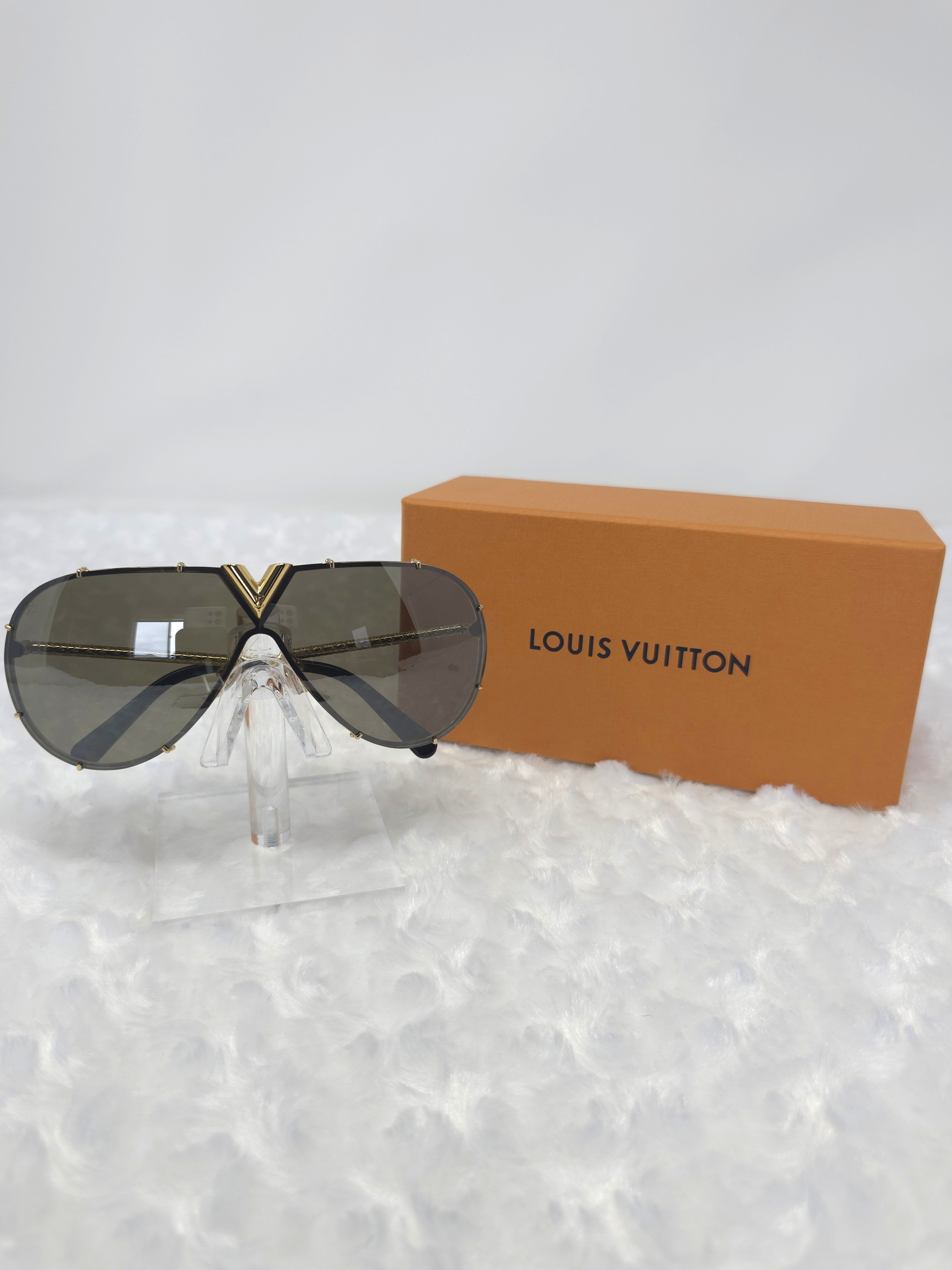 L V Driver Aviator Sunglasses